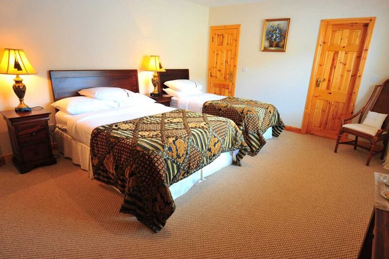 Ocean Breeze Bed & Breakfast Donegal Town Exterior photo